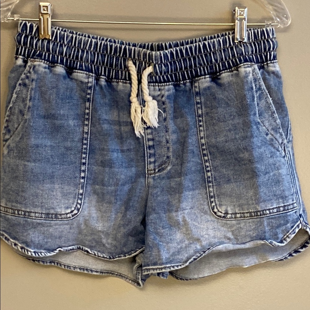 Maurices Blue Jean Shorts Relaxed Fit Distressed Style
